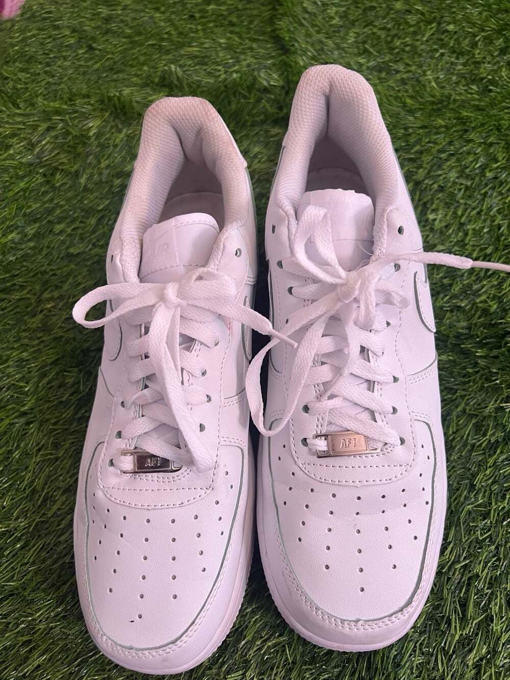 Nike Air Force 1 Size 8.5 White Sneakers